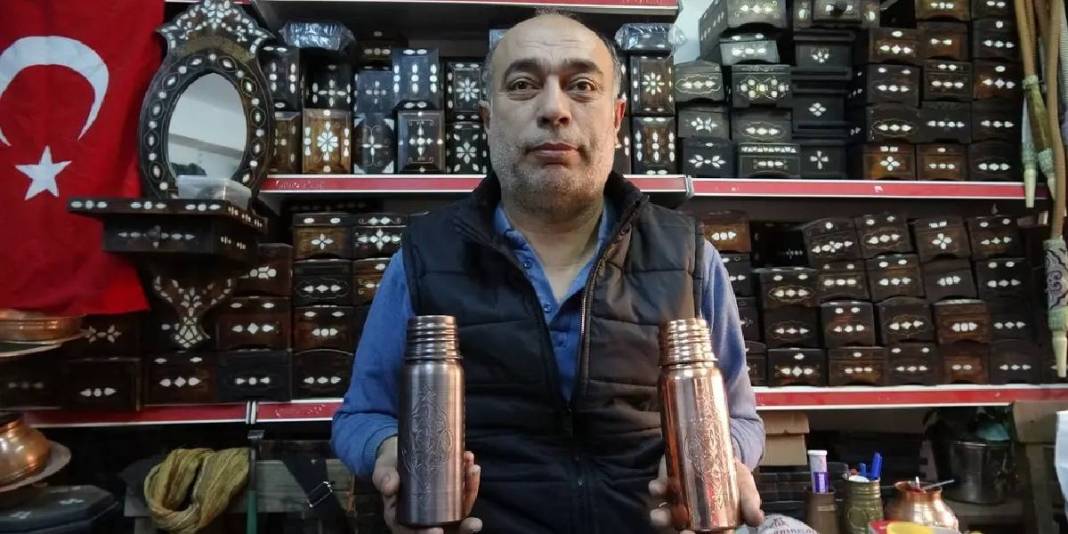 Bir mesleği kaybolmaktan kurtardılar! El emeğiyle üretiyor talebe yetişemiyorlar: Fiyatı 1300-3000 TL arasında değişiyor 5